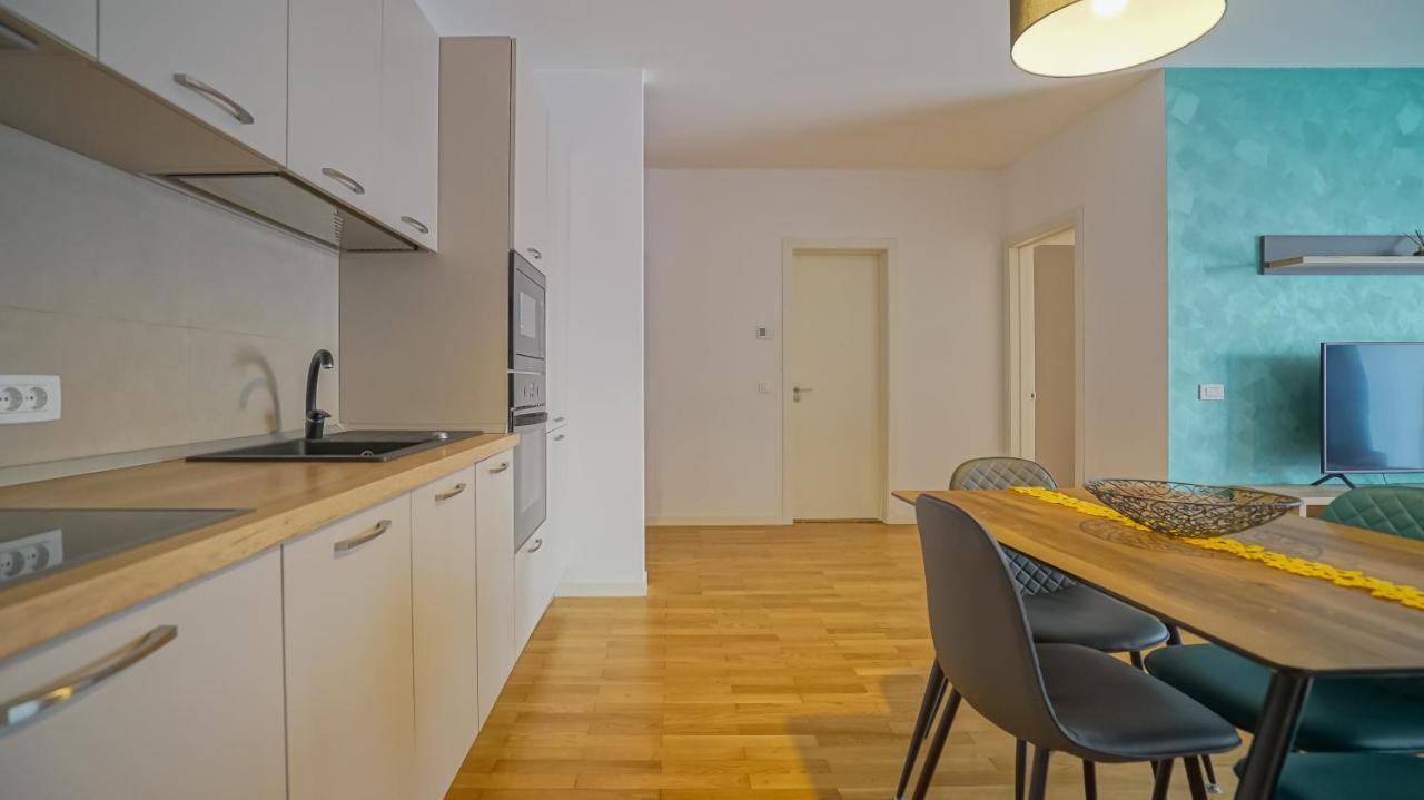 Downtown Premium Apartments Brasov Exterior photo
